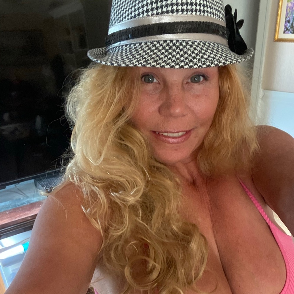 Meet your Posher, Tabitha